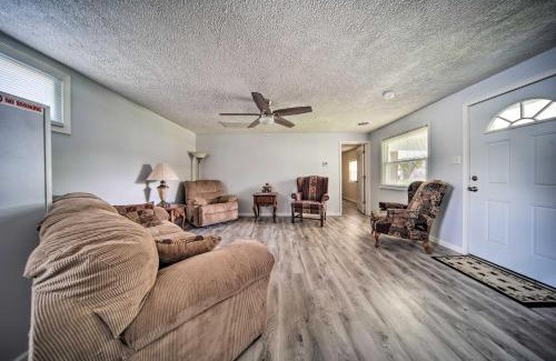 Geneva-on-the-Lake House | Spacious Geneva House Less Than 5 Mi to The Strip!