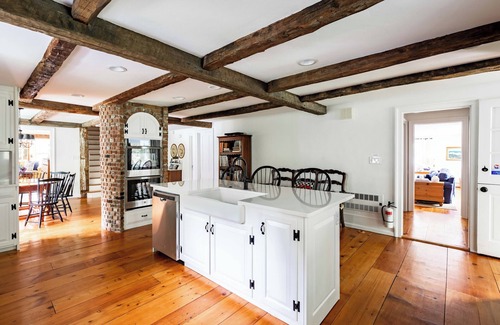 Kennebunkport House | Spacious, Historic Near Town, Parks and Beaches with Deck and Large Backyard