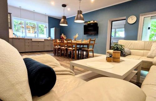 West Pomeranian Voivodeship Apartment | Spacious holiday apartment with sauna, Kolobrzeg