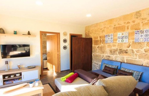 Cerponzons House | Spacious Holiday Home in Poio Galicia with Swimming Pool