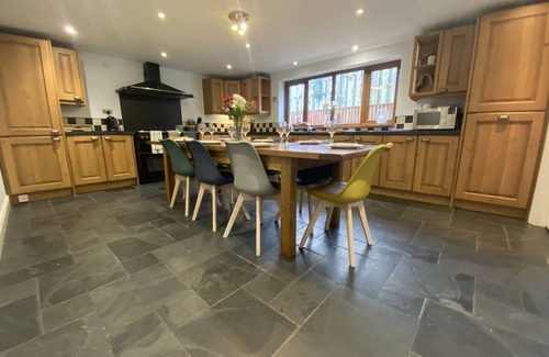 Bude House | Spacious holiday home near Duckpool Bay