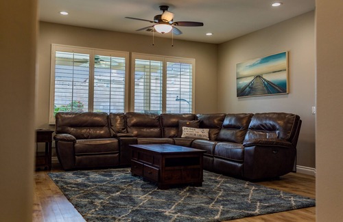 Beaumont House | Spacious Home in Fairway Canyon Beaumont, CA