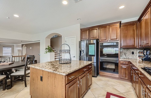 Palm Valley House | Spacious home in the heart of the West Valley with heated pool and game room