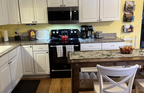 Chocorua House | Spacious home located on Chocorua Dam in the White Mountains of New Hampshire