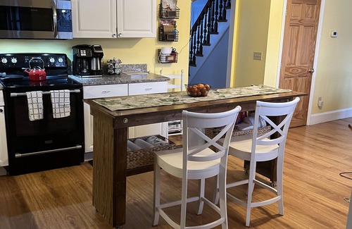 Chocorua House | Spacious home located on Chocorua Dam in the White Mountains of New Hampshire