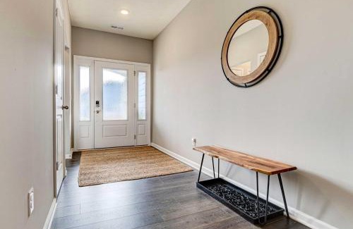 Maxwell House | Spacious Home with Patio Near Fishers!