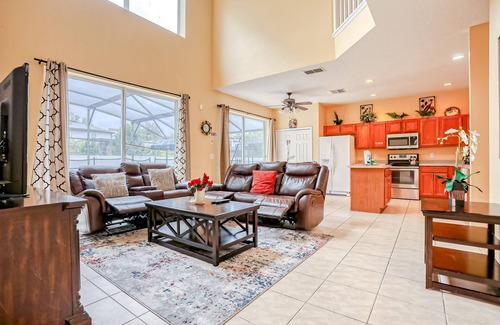 Seasons House | Spacious home with private pool, WiFi, central AC, and game room with pool table