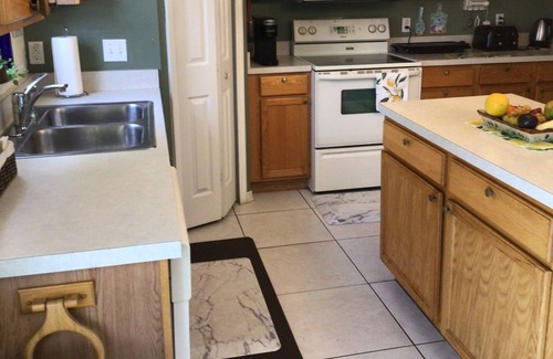 Spring Hill Villa | Spacious home with heated pool, near to all amenities