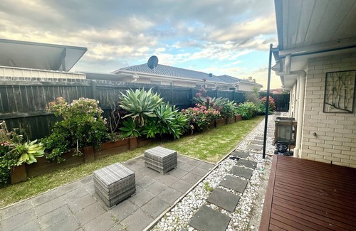 Redbank Plains House | Spacious House in Redbank Plains