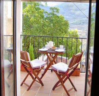 Hornos House | Spacious House in Hornos with Mountain View