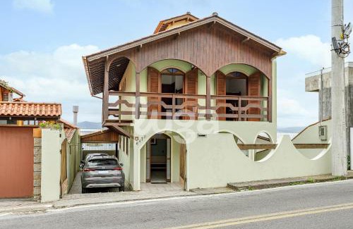 Ribeirao da Ilha House | Spacious House with Sea View