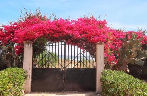 Granelli House | Spacious house with sea view in Pachino, capacity 9 pers.