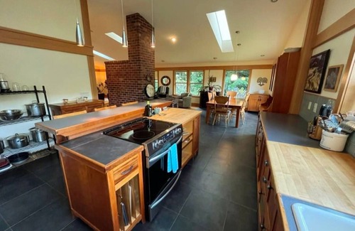 Port Orford Other | Spacious HS w/Sauna-Game RM-Wifi-Basket BallnWalk to Beach!nGated- Private!