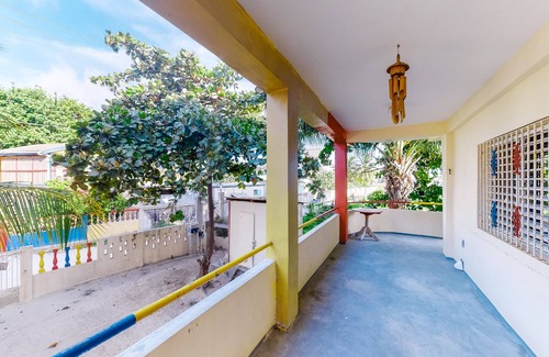 Caye Caulker Apartment | Spacious Island Getaway Near the Beach W/Free WiFi, Ocean Views & Full Kitchen