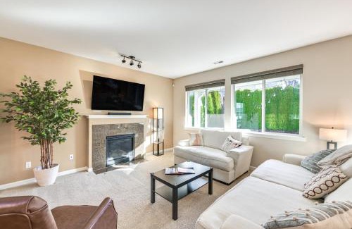 Kent House | Spacious Kent Home Near SeaTac Airport with Patio