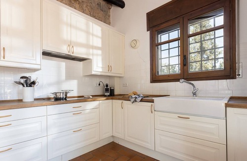 Castellvi de Rosanes House | Spacious Luxury Villa with Heated Pool, A/C, Near Barcelona, Vineyards & Golf