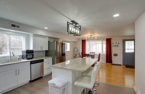 Woodland Beach House | Spacious Lakefront House w/Backyard Fire Pit