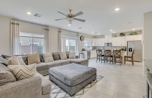 Las Vegas House | Spacious Las Vegas Home w/Patio, 17 Mi to Strip!