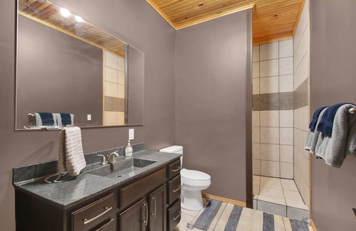 Sycamore Cabin | Spacious Lodge on 40 Acres!