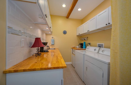 Lake Lure Cabin | Spacious Log Cabin in community with Lake and River Access.