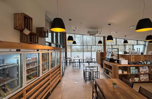 Antoing Villa | Spacious Mansion with Pools