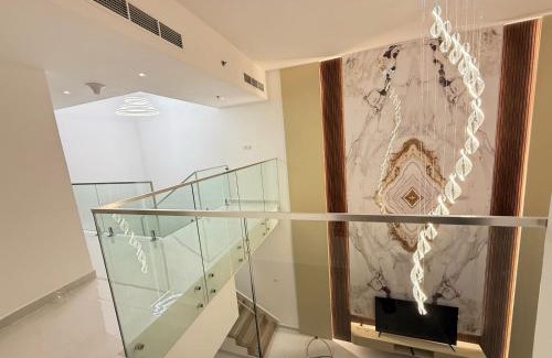 Barsha Heights Apartment | Spacious Modernized 2 BR Apartments by Taskeen Holiday Homes