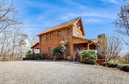Blue Ridge Cabin | Spacious mtn-view home with private hot tub, game room, decks, fireplaces, grill