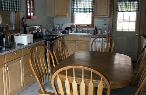 Alton Bay House | Spacious New Hampshire mountain waterfront get away house. Boats & private docks