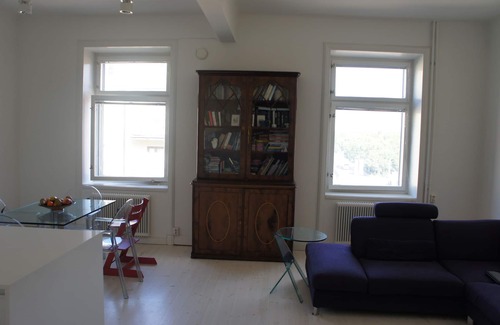 Sodermalm Apartment | spacious newly renovated 4 room