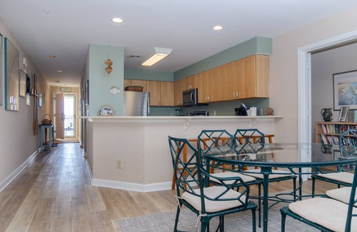 Shell Island Condo | Spacious oceanfront condo in Wrightsville Dunes!
