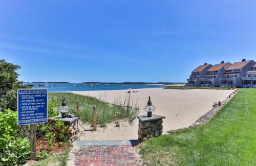 Hyannis Apartment | Spacious Oceanfront 3BR Condo with Private Beach in Ideal Hyannis Location