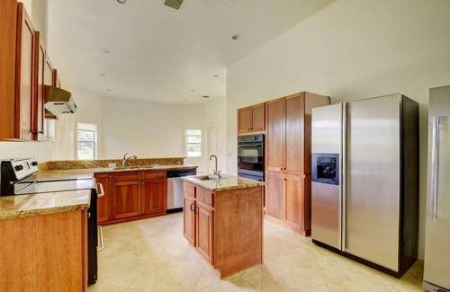 Loxahatchee Groves House | Spacious private property sitting on 5 acres
