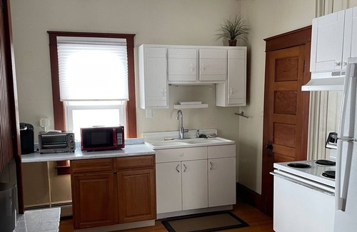 East Haven Rutland County Apartment | Spacious, private, renovated!