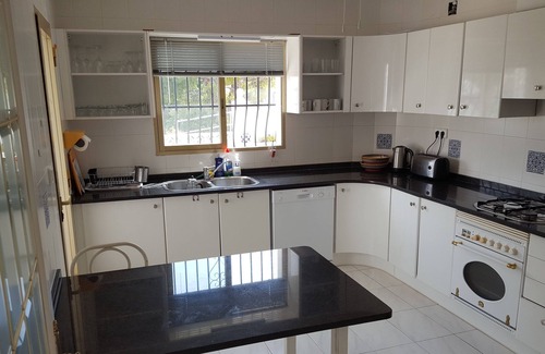 L'Alfas del Pi House | Spacious, quiet and private for up to 10 guests