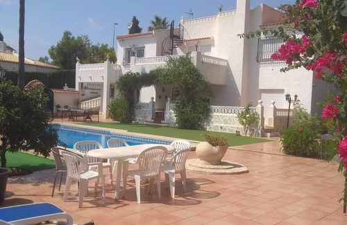 L'Alfas del Pi House | Spacious, quiet and private for up to 10 guests