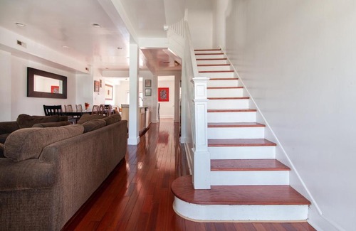 Petworth Apartment | Spacious, Relaxing, 4 Bd 3.5 Ba Home In Petworth!