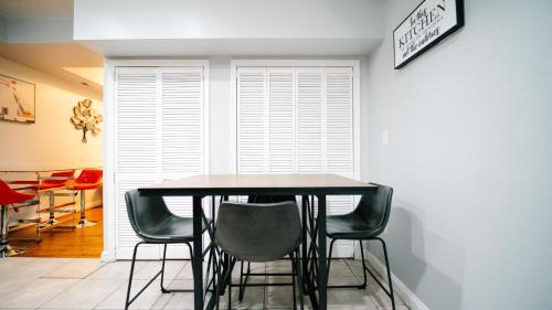 Park View Villa | Spacious, Relaxing and Gorgeous 5BD 5BA House in DC