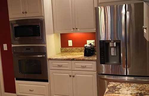 Opryland House | Spacious Riverfront! 3 Miles Opryland, 10 Min Downtown Nashville