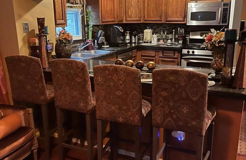 Englewood House | Spacious room in private house.