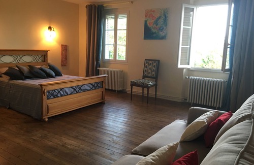 Lisle-sur-Tarn House | Spacious room with swimming pool (Toulouse-Albi) # 1