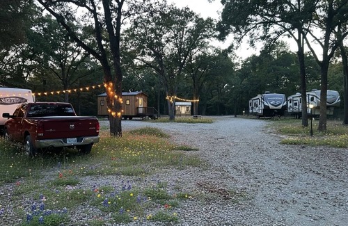 Seven Points RV Rental | Spacious RV PAD