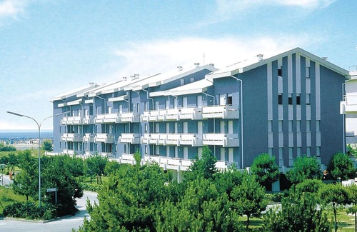 Bibione Lido dei Pini Apartment | Spacious seafront flat ideal for 7 guests - Beahost
