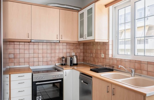 Marousi Apartment | Spacious Serenity in Marousi