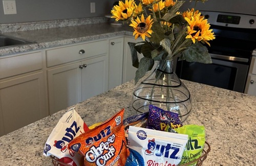 Bellefonte House | Spacious Single Family Home ~ Close to Penn State with Happy Valley Hospitality