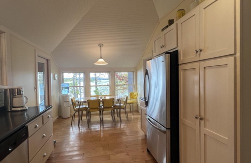 Harpswell House | Spacious single-story cottage with ocean views, large screen porch, and a quiet location.