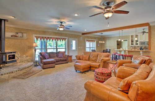 Lindale House | Spacious Stallion Lake Ranch Home with Patio