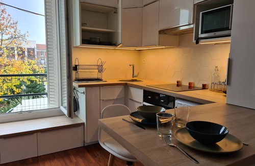 Sartrouville Apartment | Spacious Studio 2 steps from the station