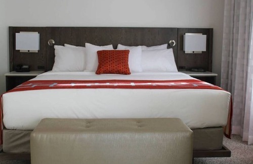 Ponderosa Park Apartment | Spacious Suite with Kitchen