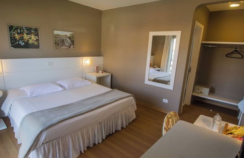 Jaguariaiva Hotel | Spacious Suite with Stunning Canyon Views, Near Waterfalls and Hiking Trails