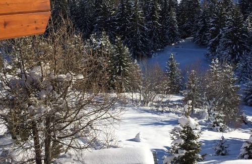 Vex Ski Chalet | Spacious, sunny chalet in a quiet spot